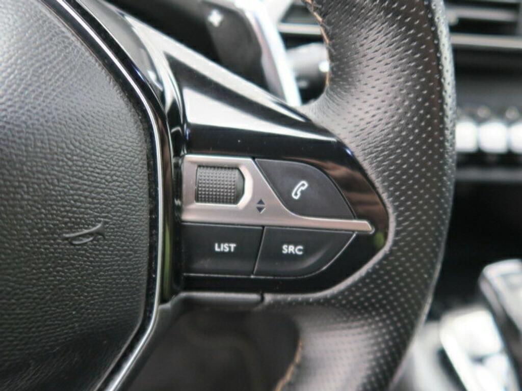 Peugeot 3008 1.2 PURETECH 96KW (130CV) GT LINE EAT8 15