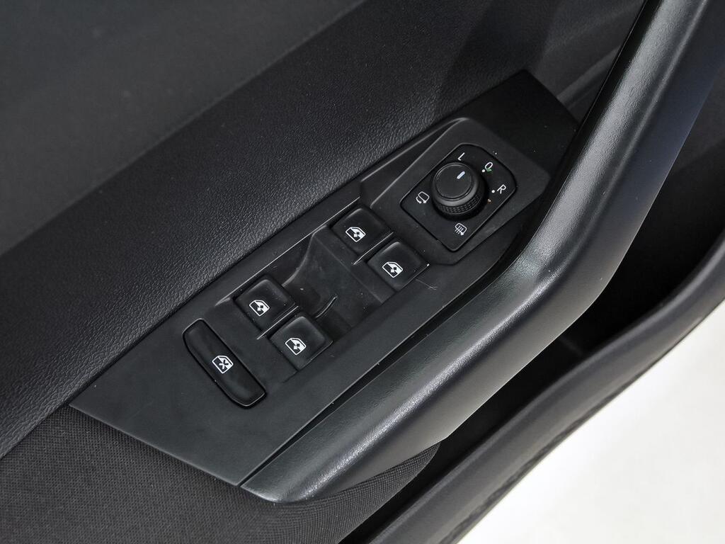 Volkswagen Taigo Life 1.0 TSI 81kW (110CV) DSG 13