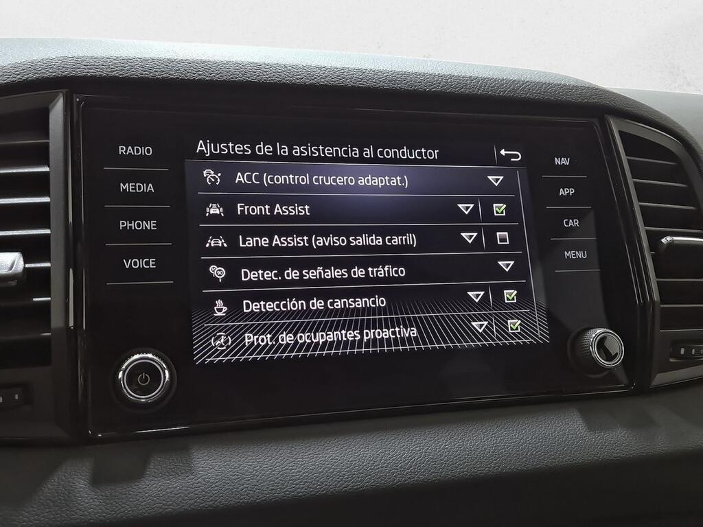 Skoda Karoq 1.5 TSI 110kW (150CV) DSG ACT Sportline 23