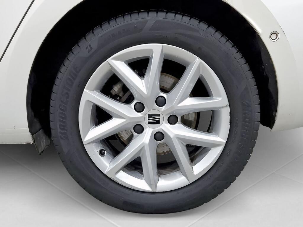 Seat Leon 2.0 TDI 110kW DSG-7 Style Go 10