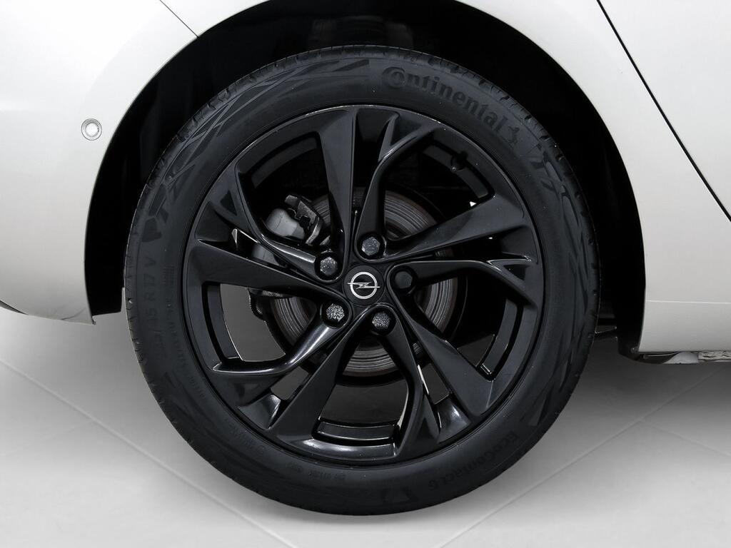 Opel Astra 1.2T SHR 107kW (145CV) Ultimate 11