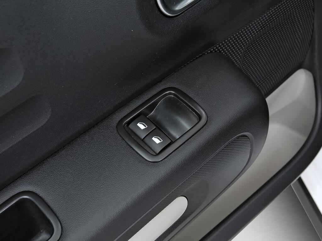 Citroën C3 PureTech 60KW (83CV) Plus 13