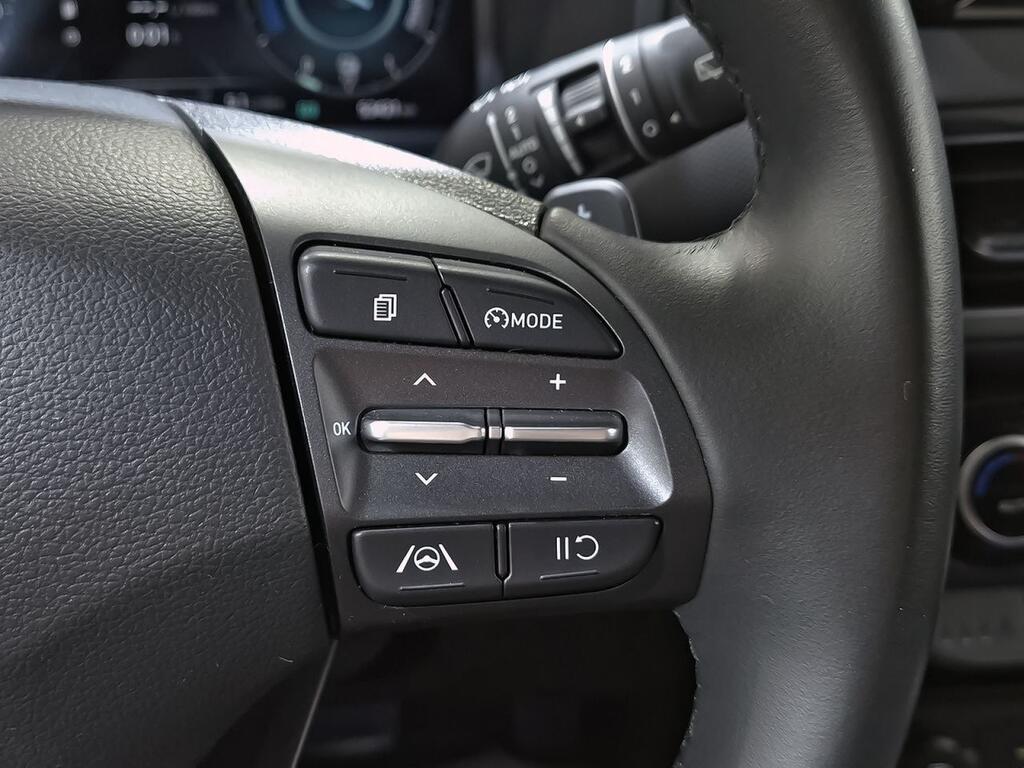 Hyundai Kona 1.6 GDI HEV Tecno 2C DCT 17