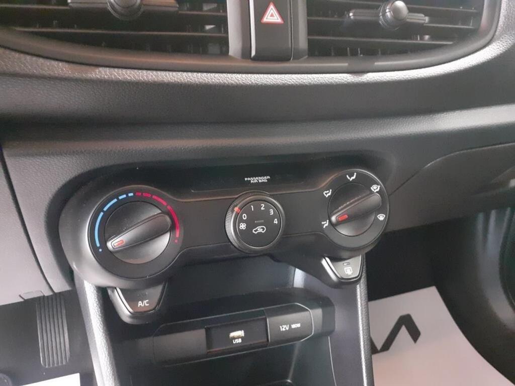 Kia Picanto 1.0 DPi 49kW (67CV) Concept 19