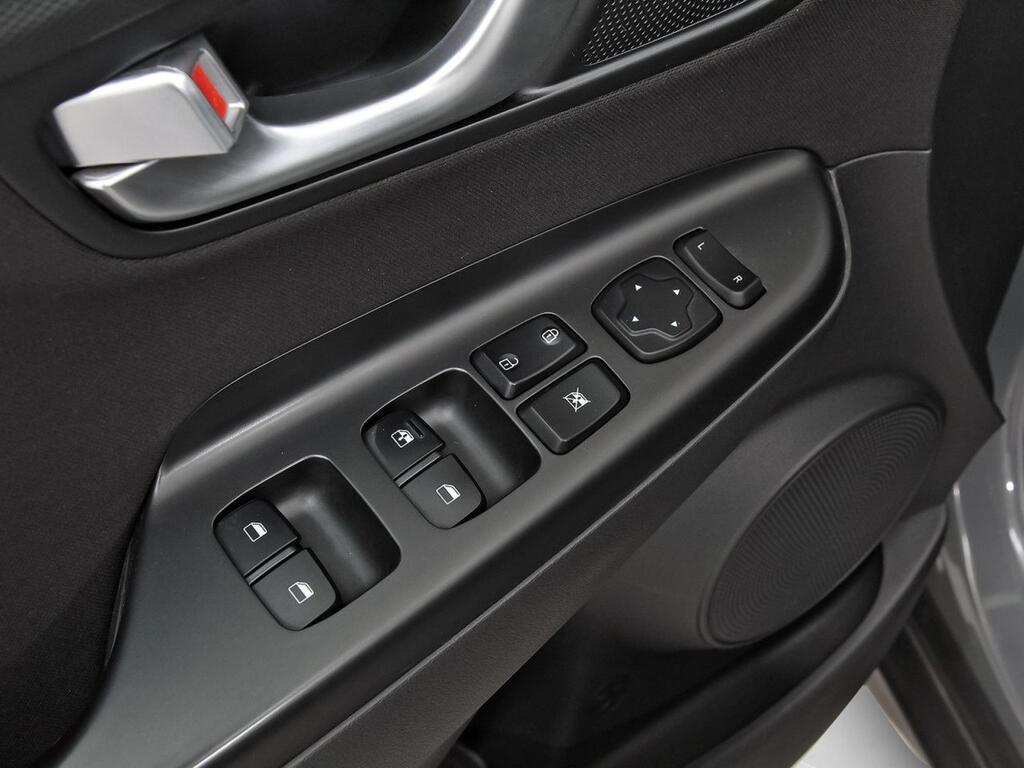 Hyundai Kona 1.0 TGDI Maxx 4X2 DCT 13