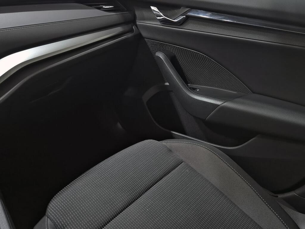 Skoda Octavia Combi 2.0 TDI 110kW(150CV) Man Ambition 29