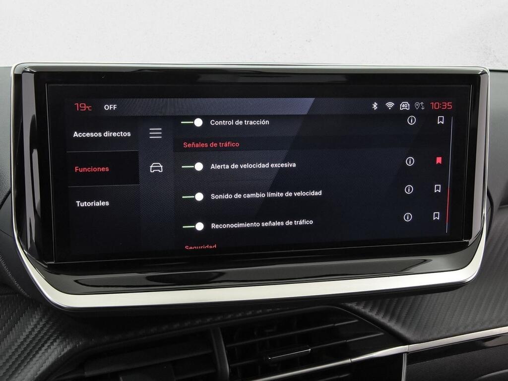 Peugeot 208 Allure Puretech 100 28