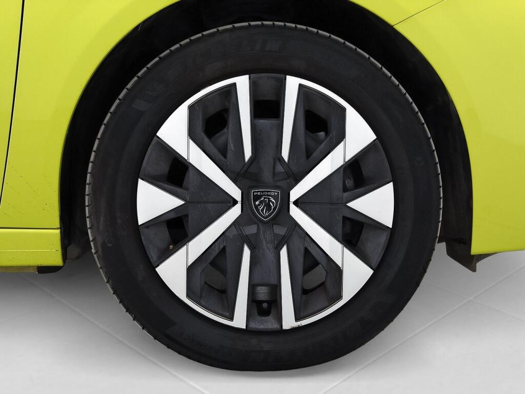 Peugeot 208 Active Puretech 100 11