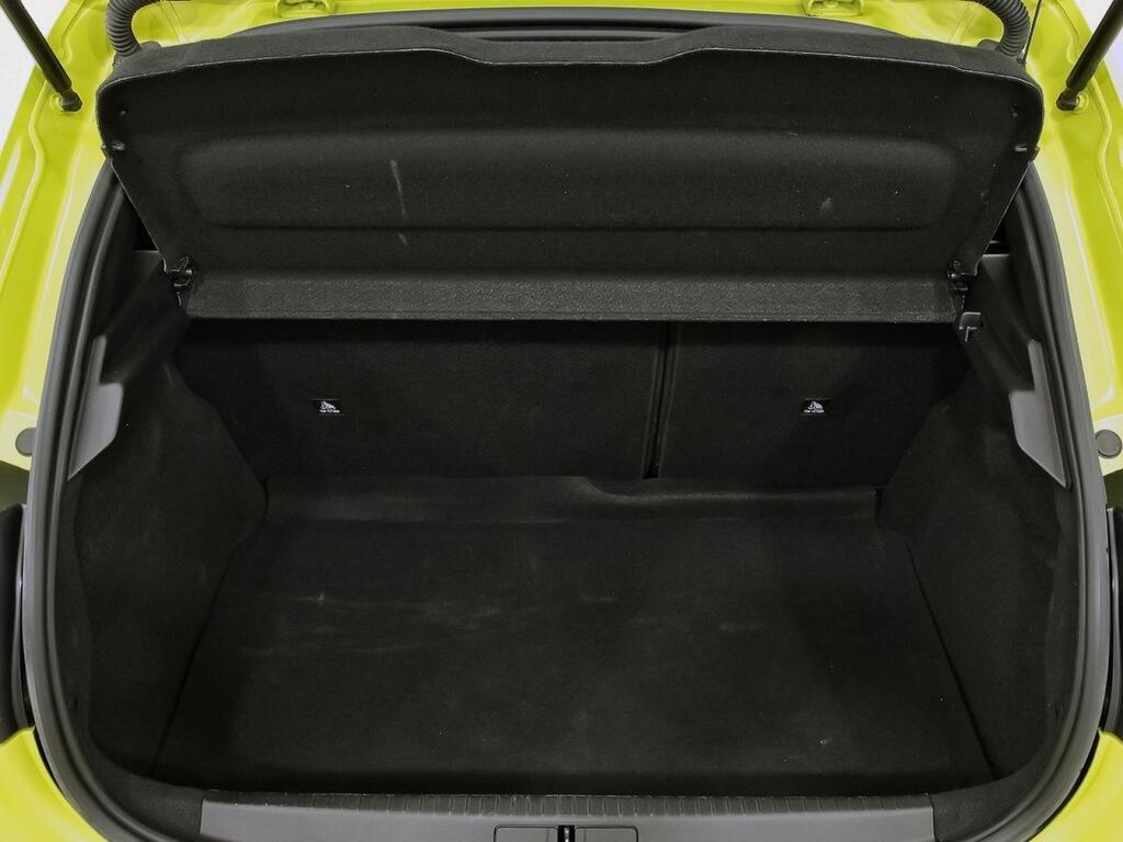 Peugeot 208 Active Puretech 100 10