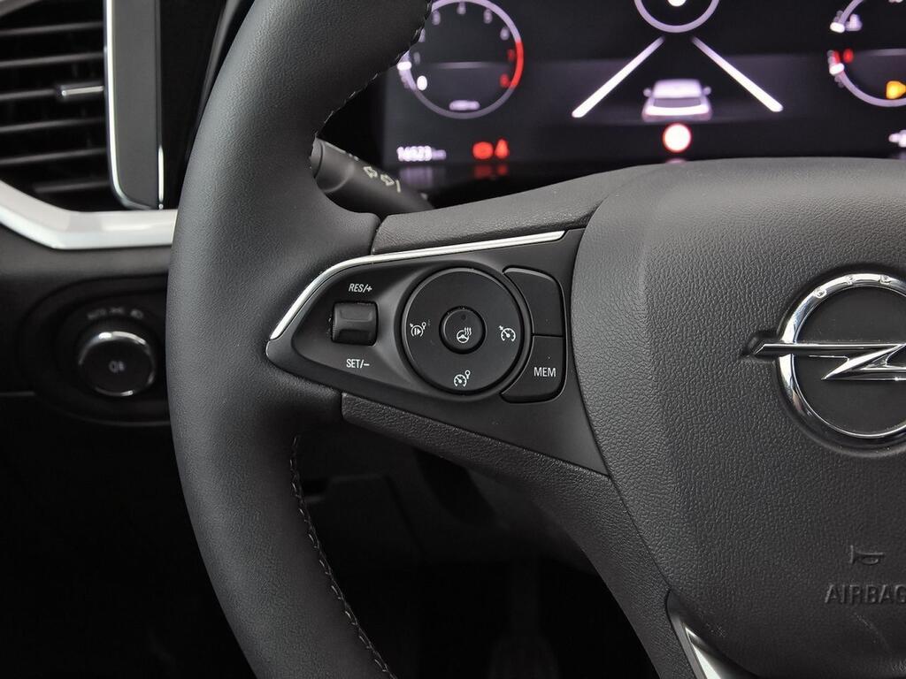 Opel Grandland 1.2T XHT MT6 S/S GS 18