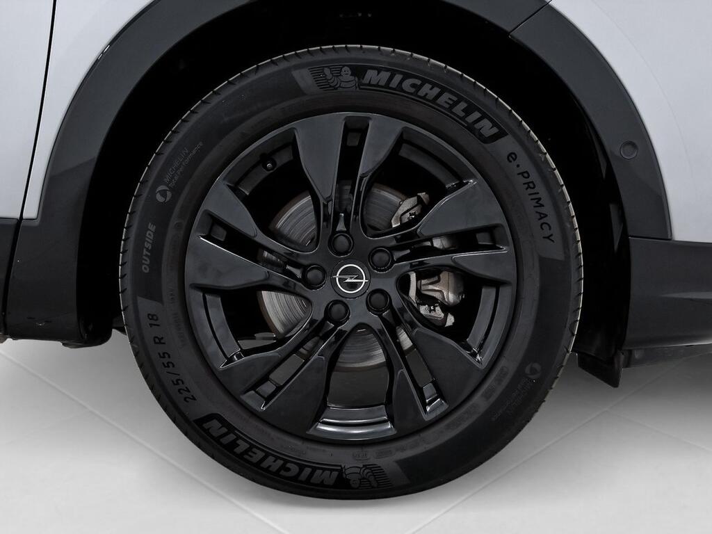 Opel Grandland 1.2T XHT MT6 S/S GS 11