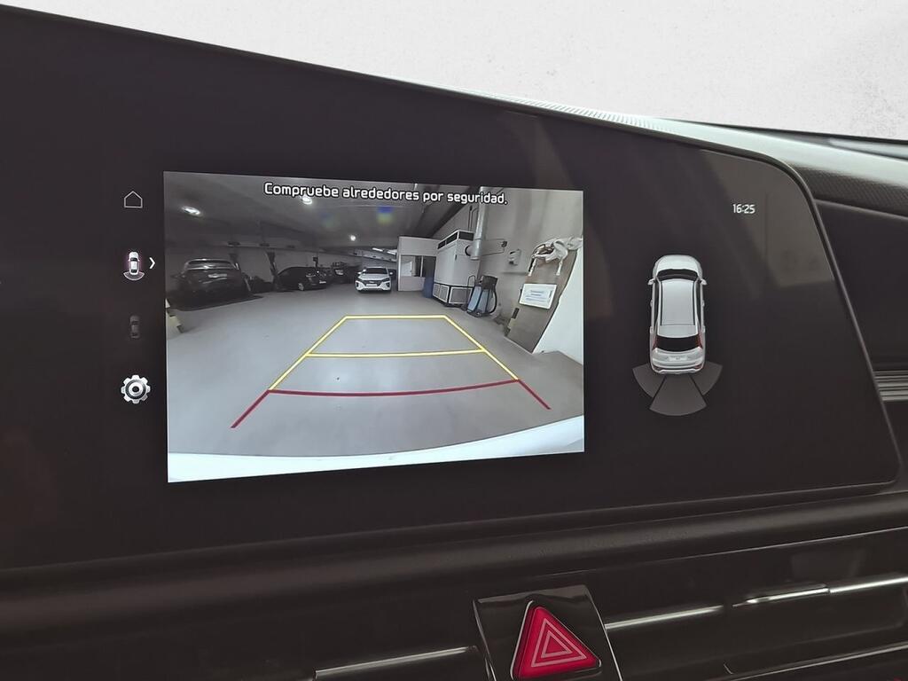 Kia Niro 1.6 GDi HEV 104kW (141CV) Concept 33