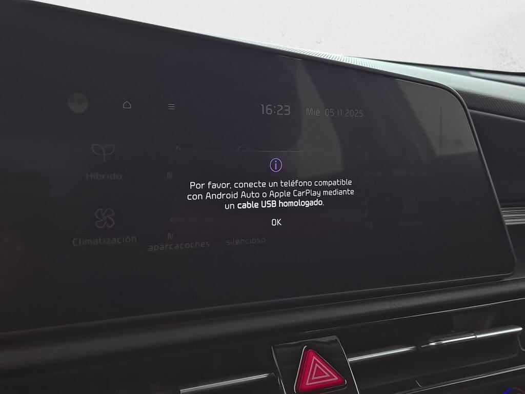 Kia Niro 1.6 GDi HEV 104kW (141CV) Concept 23