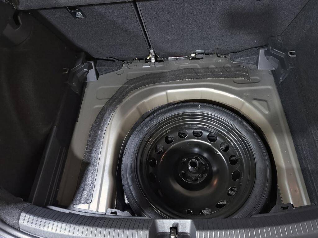 Volkswagen Taigo R-Line 1.0 TSI 81kW (110CV) DSG 39