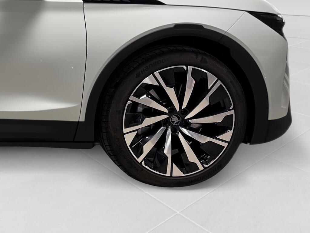 Skoda Elroq 210 kW (CV) 82 kWh (77 kwh neta) Sportli 8