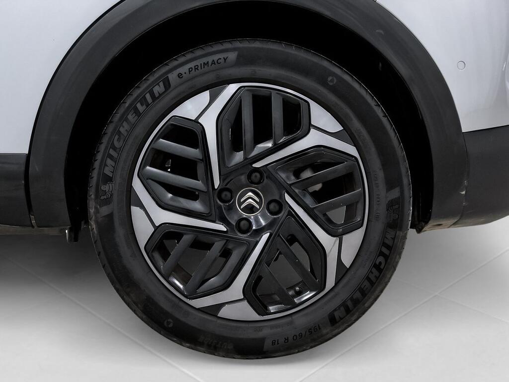 Citroën C4 PureTech 130 S&S 6v Shine 11