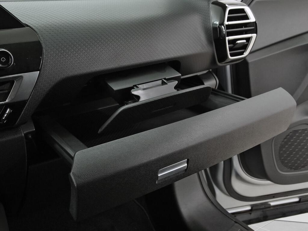 Citroën C4 PureTech 130 S&S 6v Shine 33