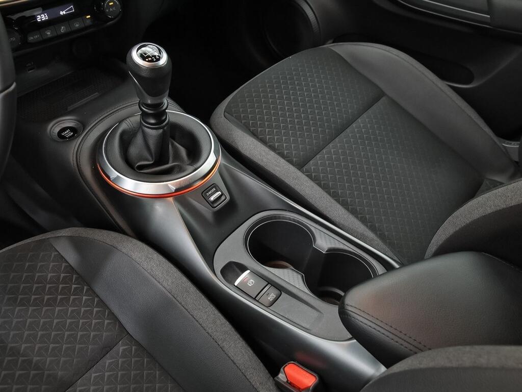 Nissan Juke DIG-T 84 kW (114 CV) 6M/T N-Connecta 27