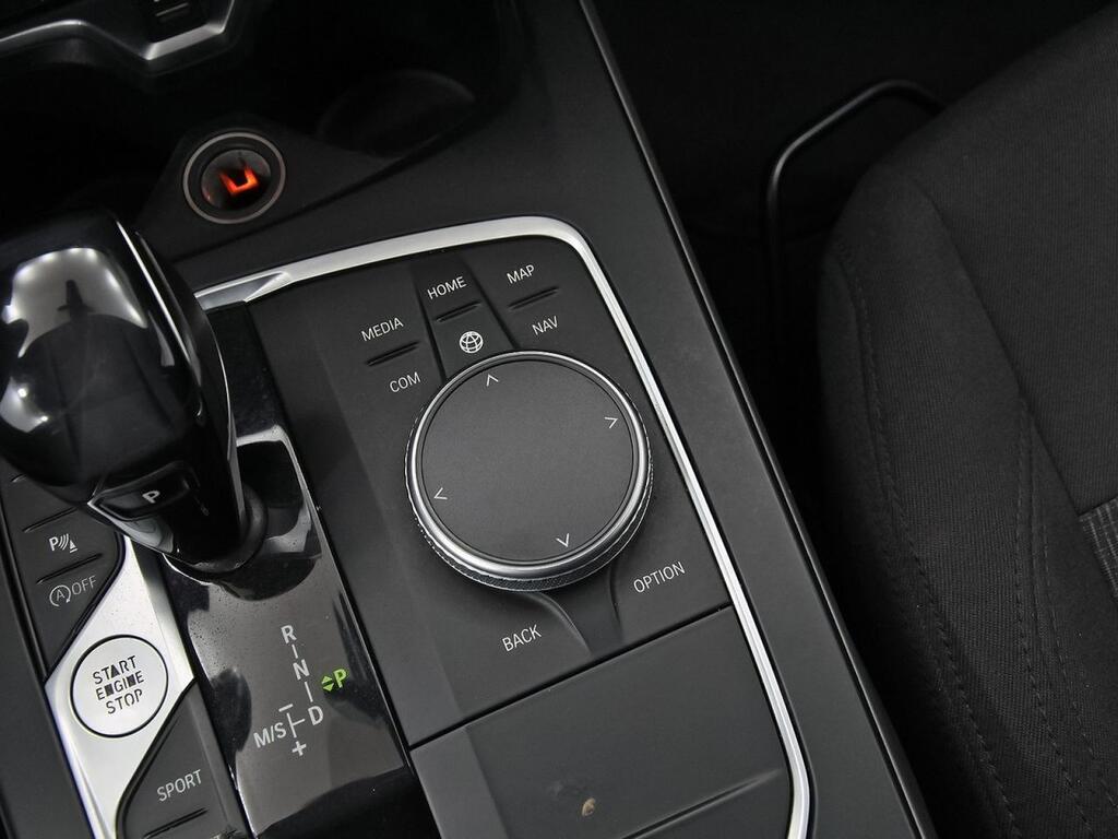 BMW Serie 1 118d Business Auto. 33