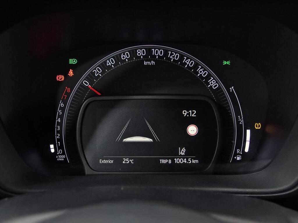 Toyota Aygo X Cross 1.0 VVT-I 72CV Play 11