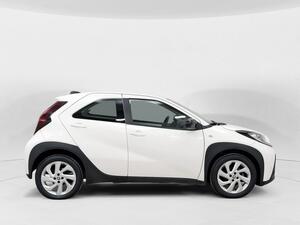 Toyota Aygo X Cross 1.0 VVT-I 72CV Play