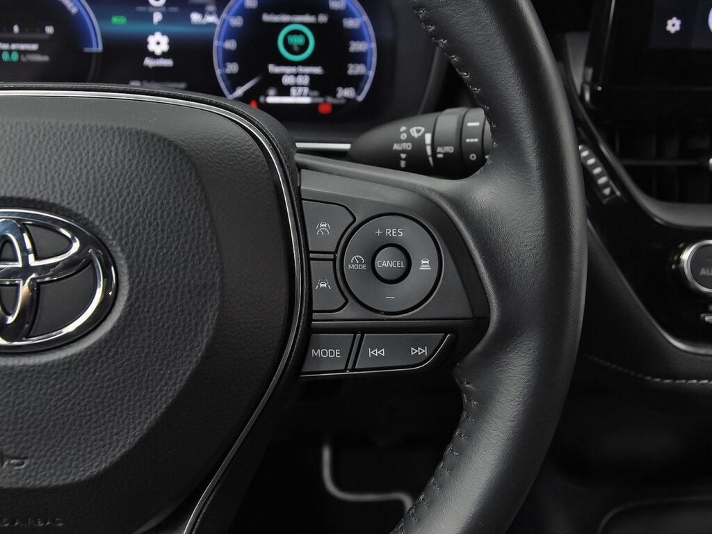 Toyota Corolla 140H Active Plus 19