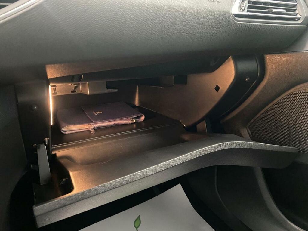 Peugeot 308 SW Style 1.2 PureTech 96KW (130CV) S&S 29