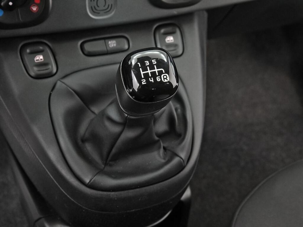 Fiat Panda City Cross 1.0 Gse 51kw (70CV) 21