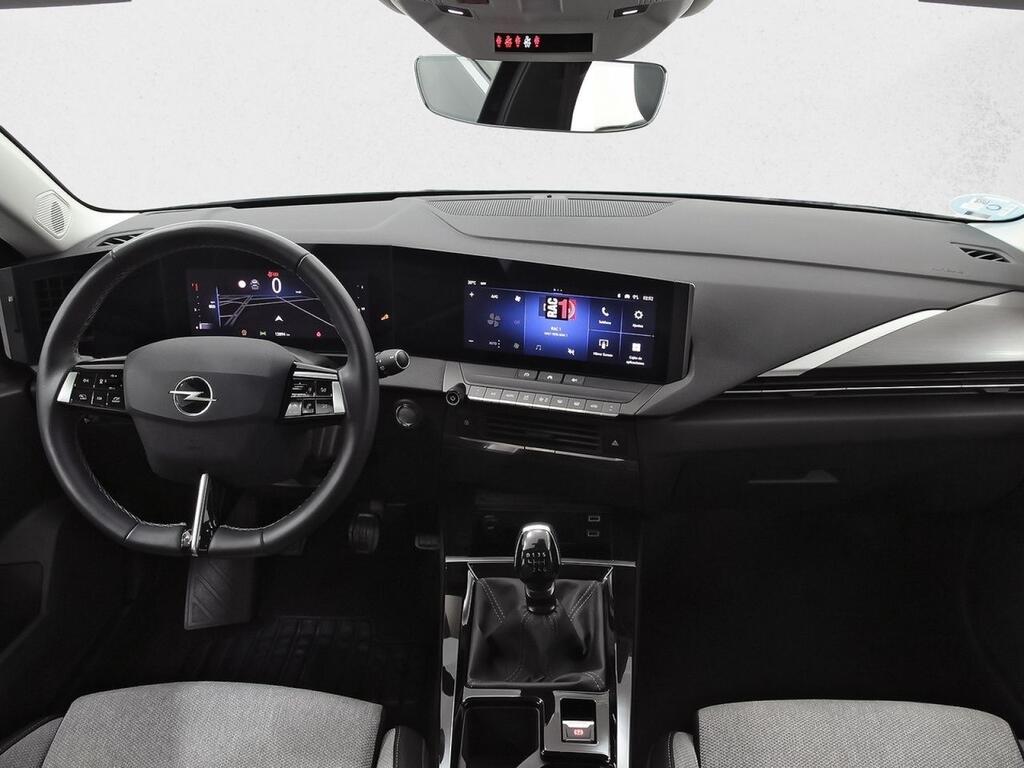 Opel Astra 1.2T XHT 96kW (130CV) Elegance 4