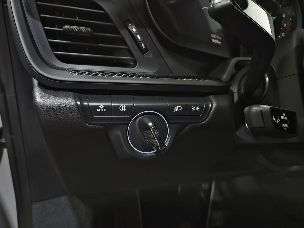 Porsche 911 GT3 Pack Touring 12