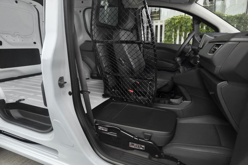 Nissan Townstar 1.3 TCE 96KW PROFESSIONAL 3-SEATS 4P 4