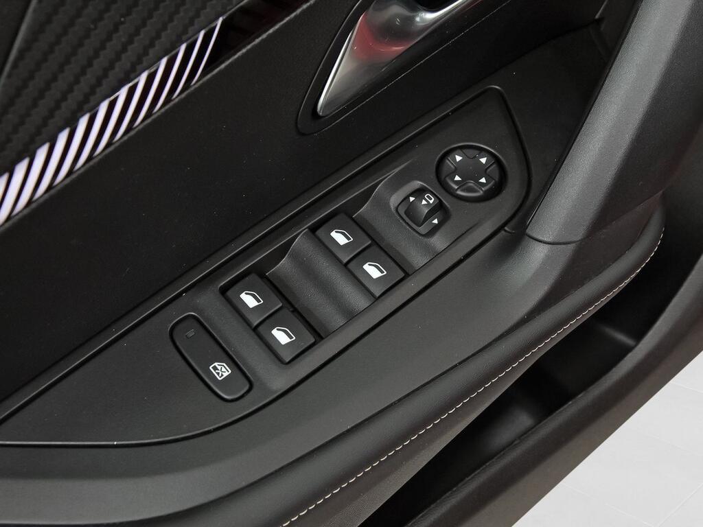 Peugeot 2008 Allure Puretech 100 S&S 6 Vel. MAN 13
