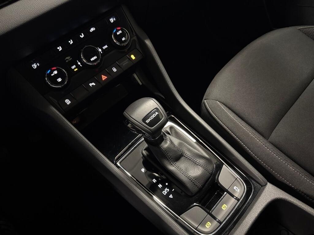 Skoda Karoq 1.5 TSI 110kW (150CV) DSG ACT Selection 13