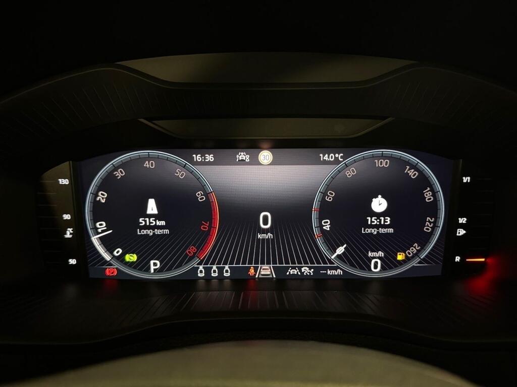 Skoda Karoq 1.5 TSI 110kW (150CV) DSG ACT Selection 11