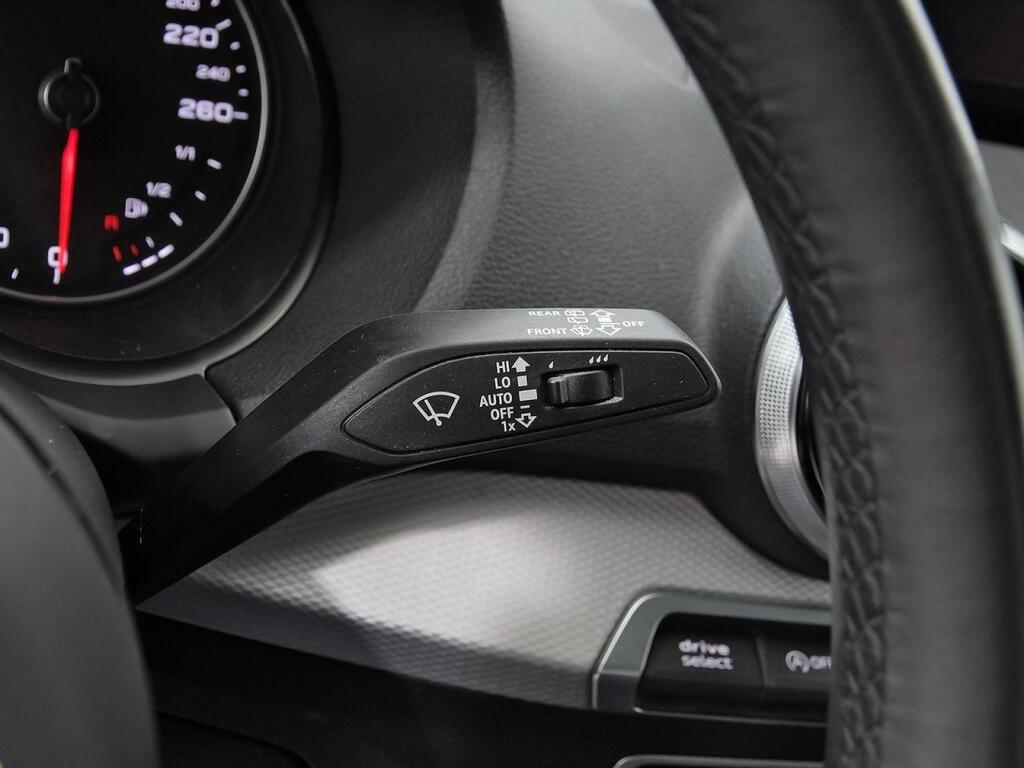 Audi Q2 S line 30 TDI 85kW (116CV) S tronic 19