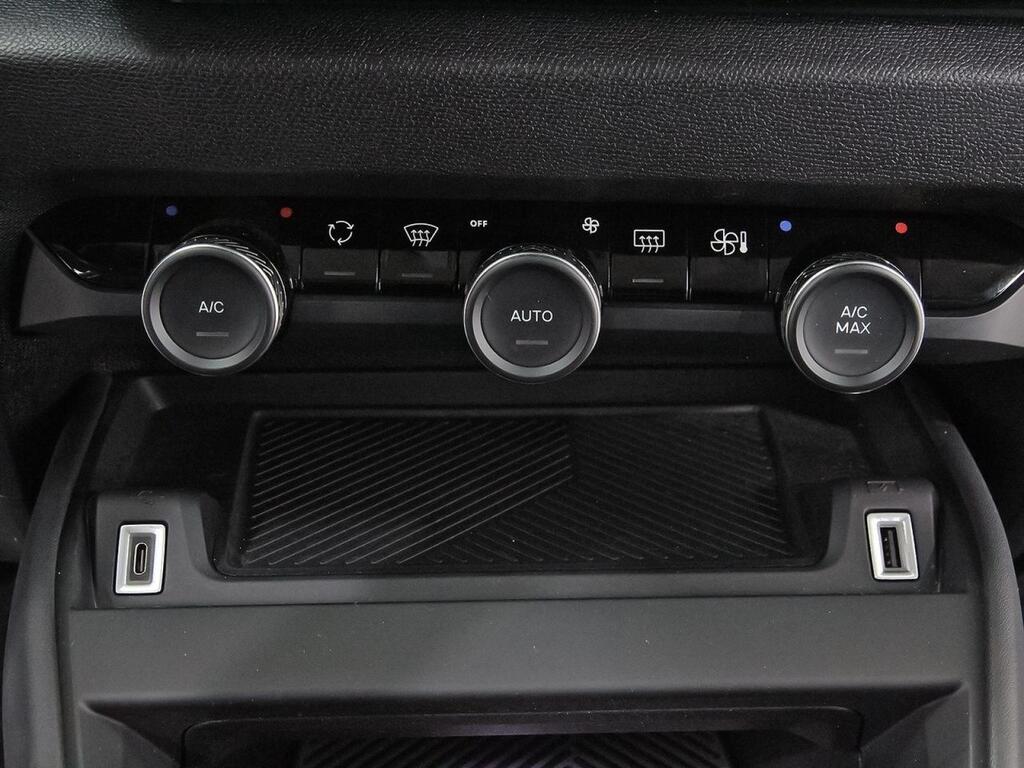 Citroën C4 PureTech 130 S&S 6v Shine 30