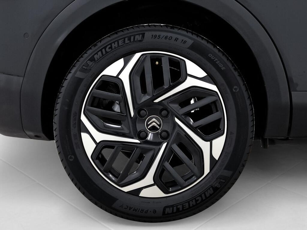 Citroën C4 PureTech 130 S&S 6v Shine 11