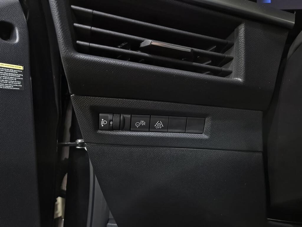 Opel Frontera 1.2T XHT Hybrid eDCT6 100kW GS 12