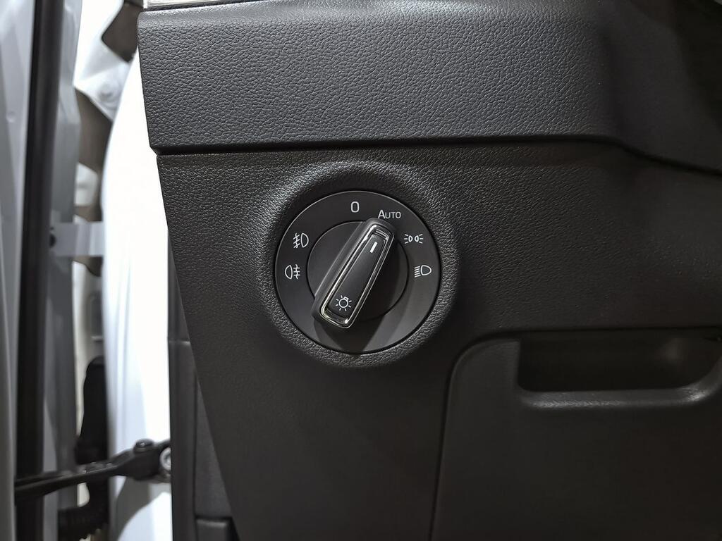 Skoda Karoq 1.5 TSI 110kW (150CV) DSG ACT Plus 11