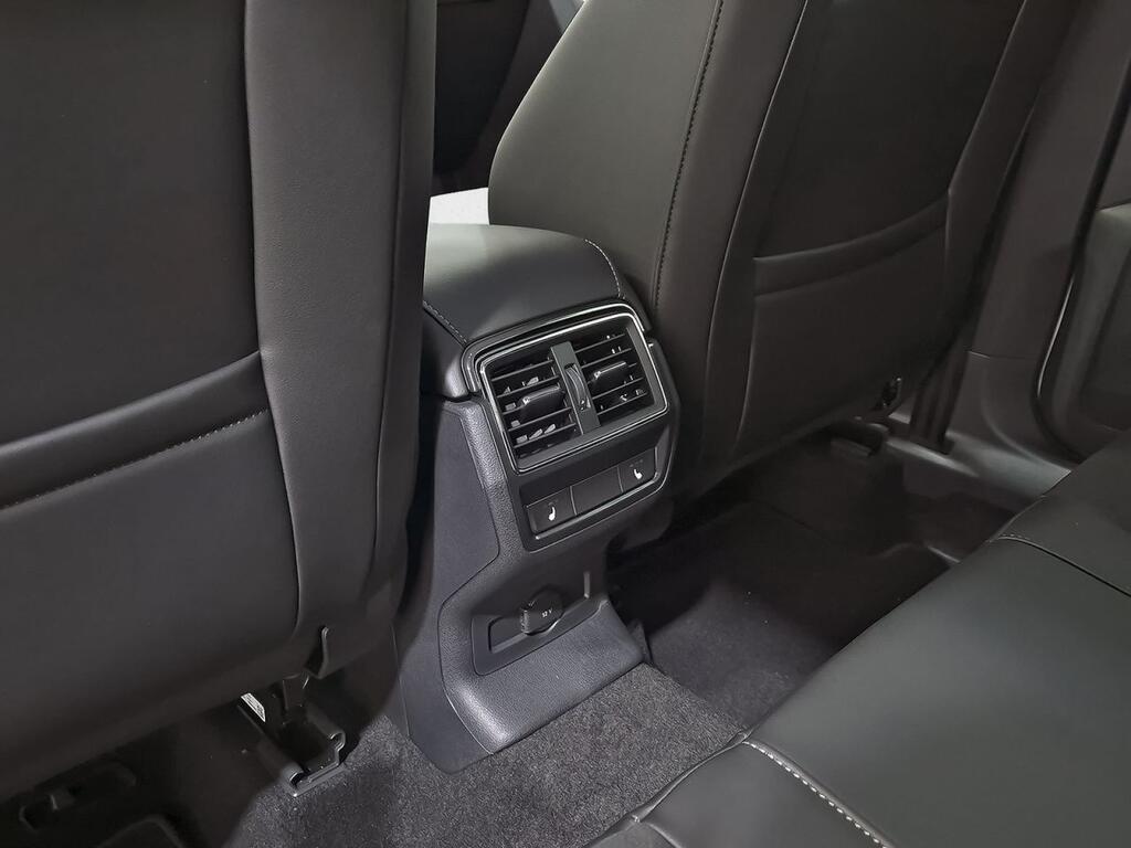 Skoda Karoq 1.5 TSI 110kW (150CV) DSG ACT Plus 31