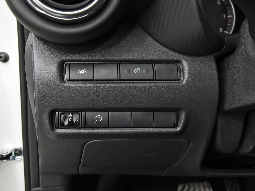 Nissan Juke DIG-T 84 kW (114 CV) DCT 7V N-Connecta 13