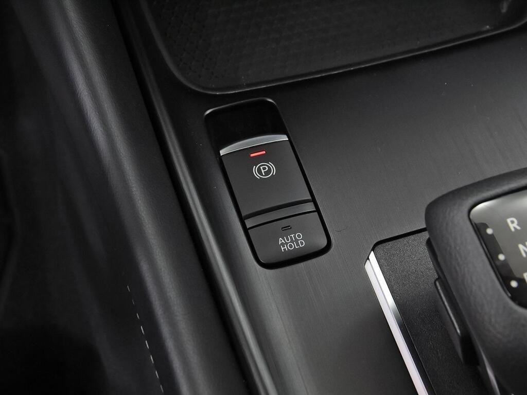 Nissan Qashqai DIG-T 116kW Xtronic N-Style 28