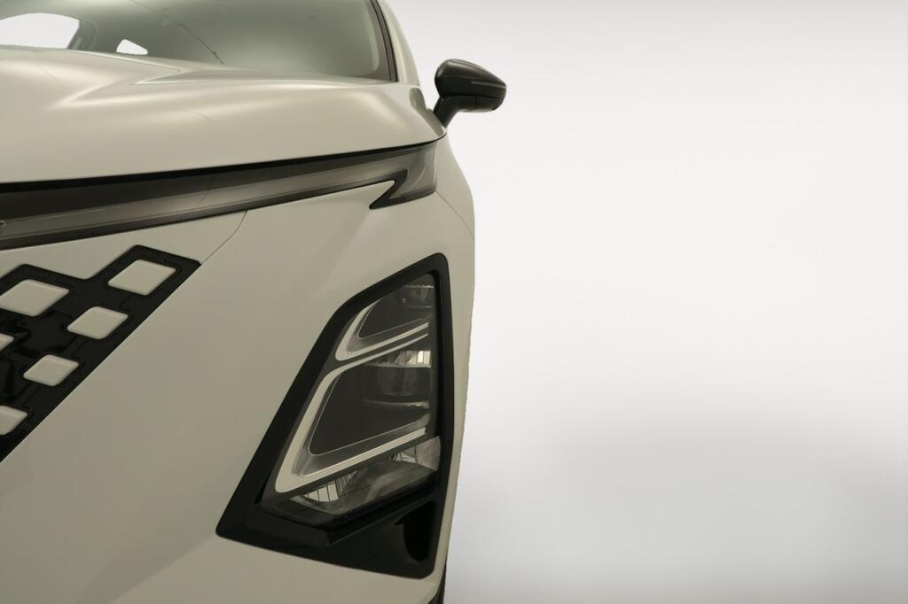 Omoda 5 PREMIUM 1.5 TGDI DHT 224 CV 5P 24