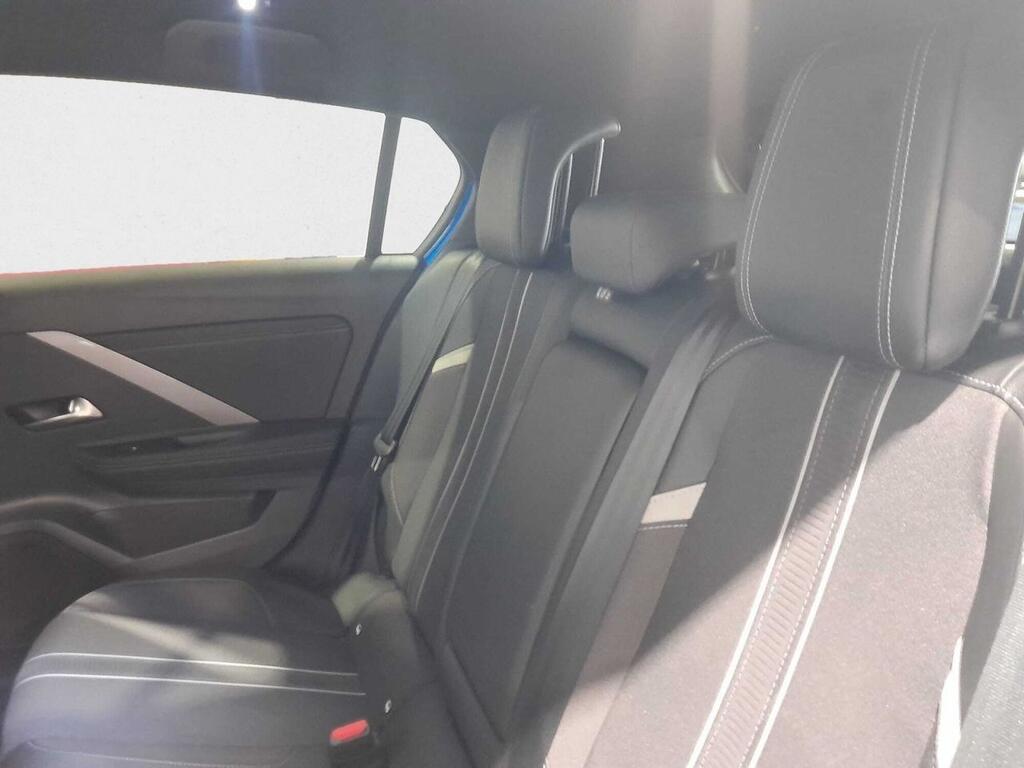 Opel Astra 1.2T XHT 96kW (130CV) GS 13