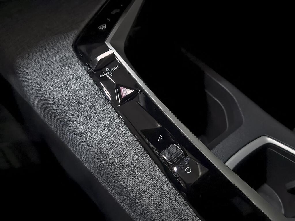 Peugeot 3008 Hybrid 1.2 100KW Allure eDCS6 30