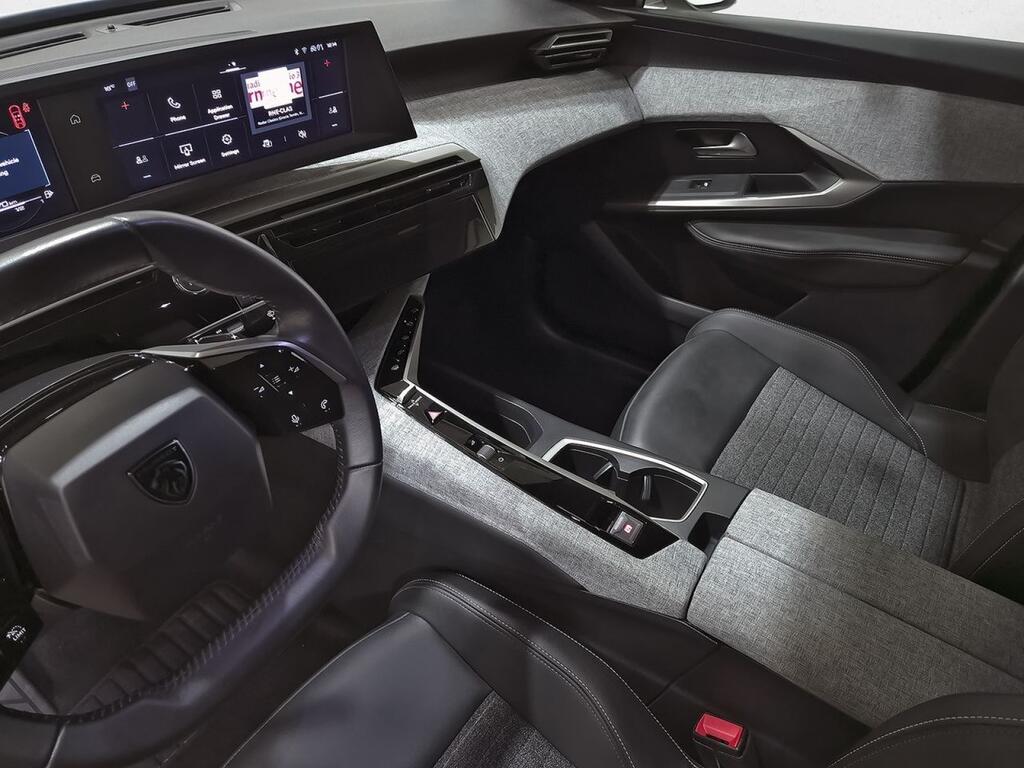 Peugeot 3008 Hybrid 1.2 100KW Allure eDCS6 32
