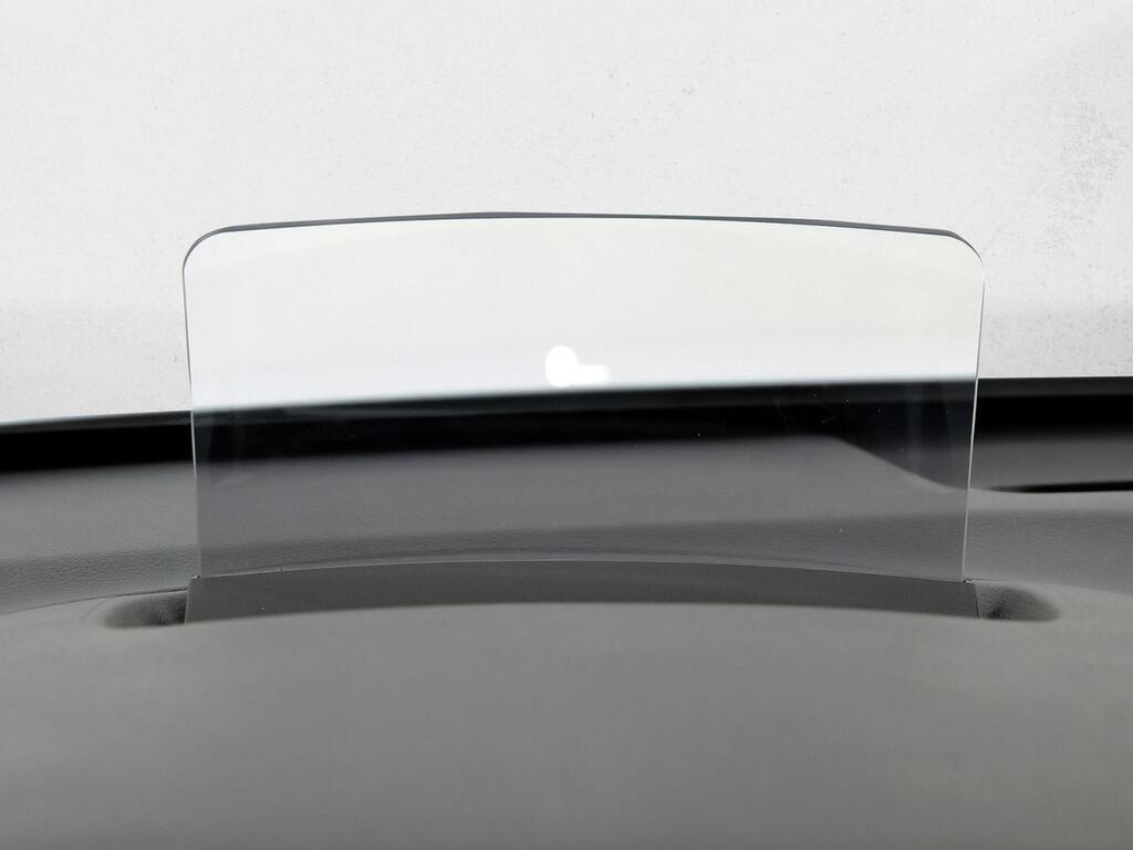 Hyundai Kona 1.6 TGDI Tecno Red 4X2 DT 27