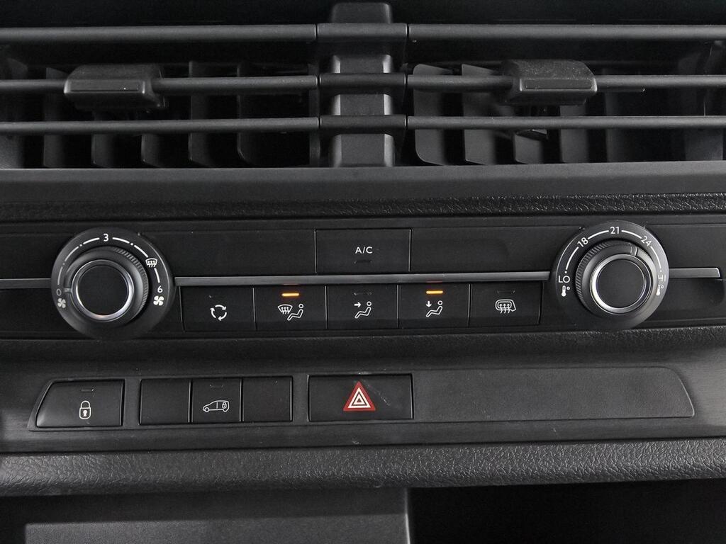 Peugeot Expert FG 1.5 BLUEHDI 120 STANDARD 4P 29