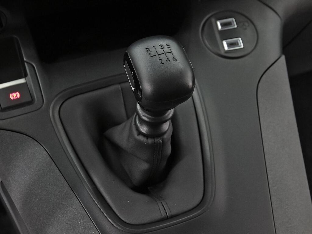 Peugeot Rifter Rifter Allure BlueHDi 100 31