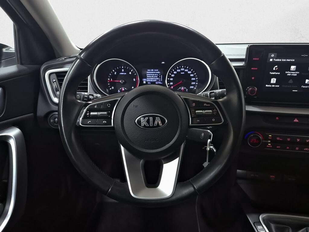Kia XCeed 1.6 MHEV iMT Drive 100kW (136CV) 23